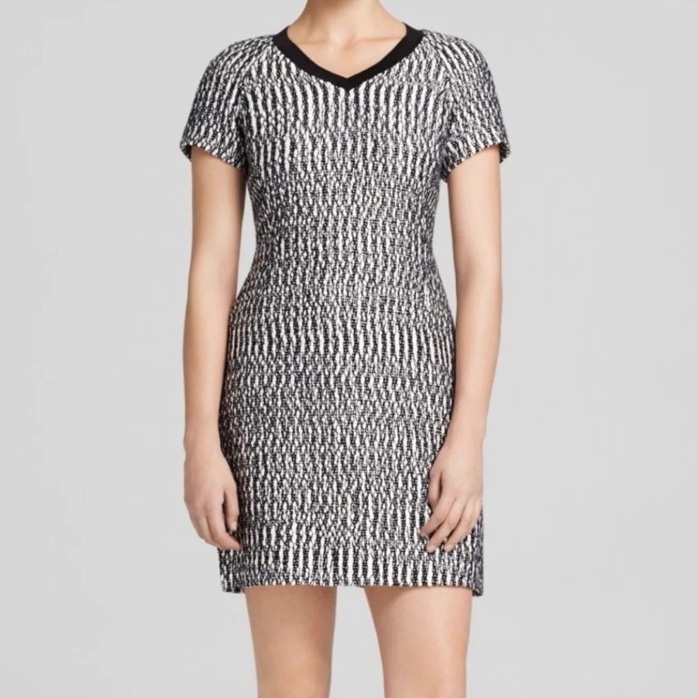 Tory Burch Marbled Tweed V-Neck Sheath Dress in Black Navy Blue White Sz 2